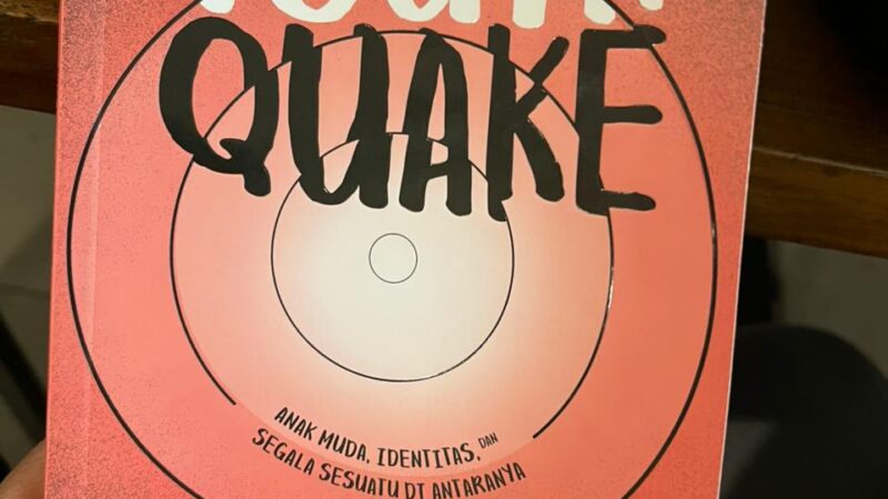 (Resensi) Youthquake: Anak Muda, Identitas, dan Segala Sesuatu di Antaranya